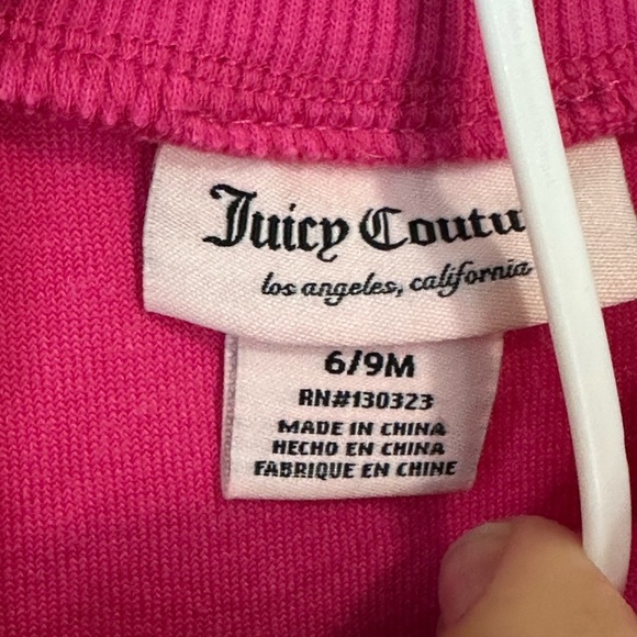 Juicy Couture Fuchsia Pink Baby tracksuit size 6/9 Month - Picture 3 of 5